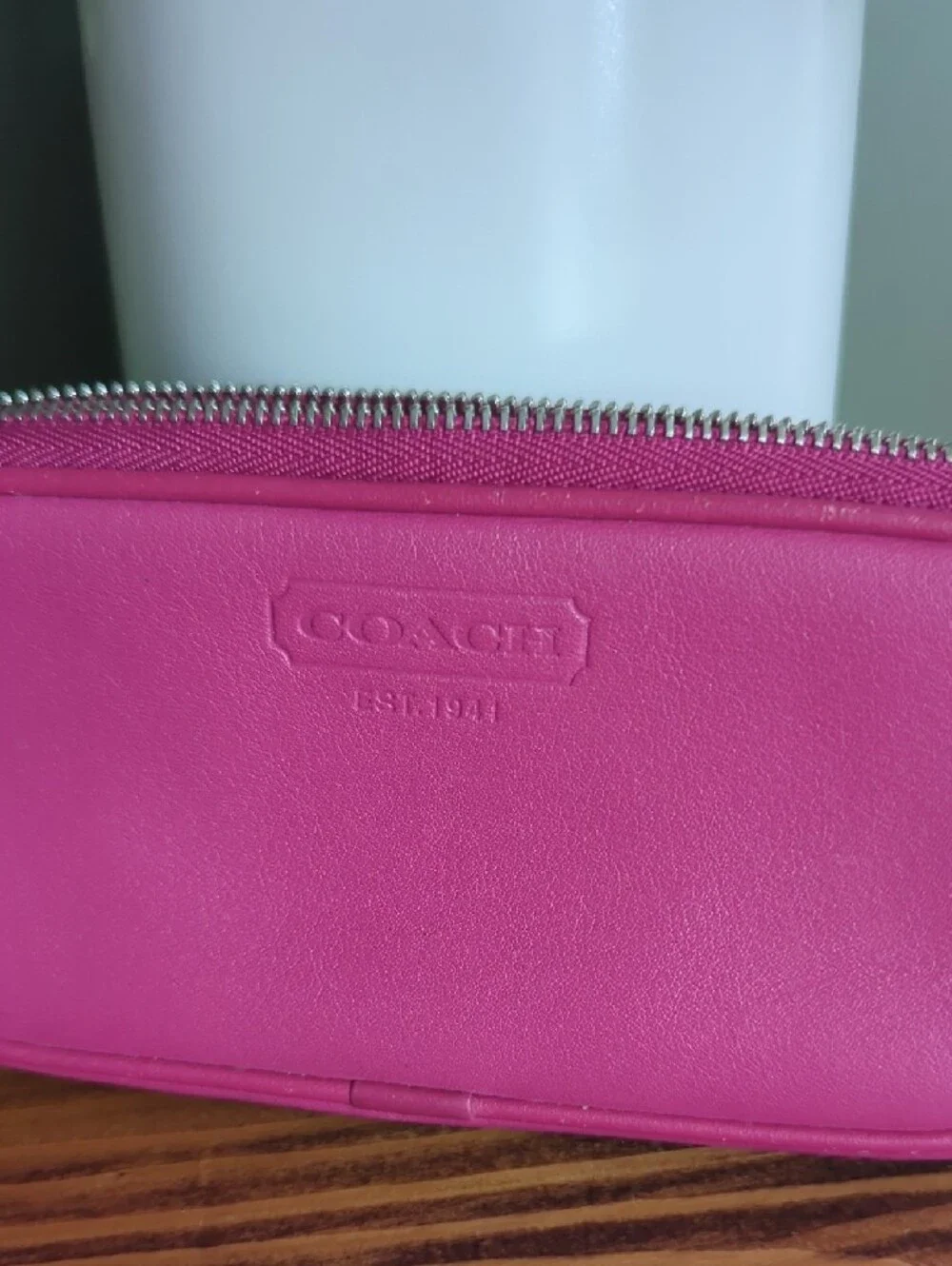 Coach Vintage Y2K Rare Fuchsia Leather Eye Glass Travel Case